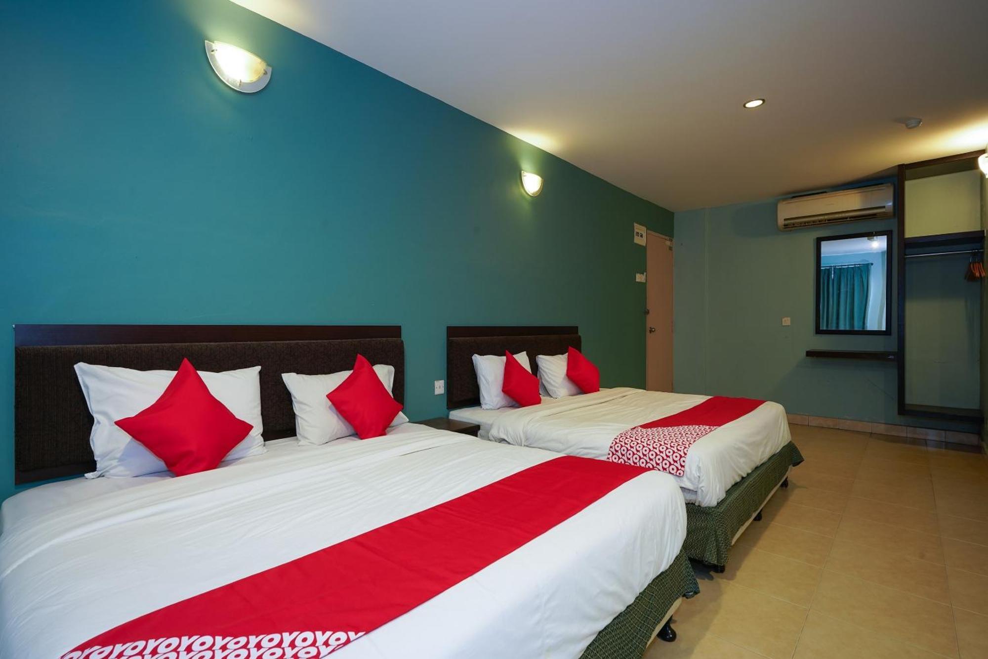 OYO 44083 Hotel Orchard Inn Lumut Exterior foto